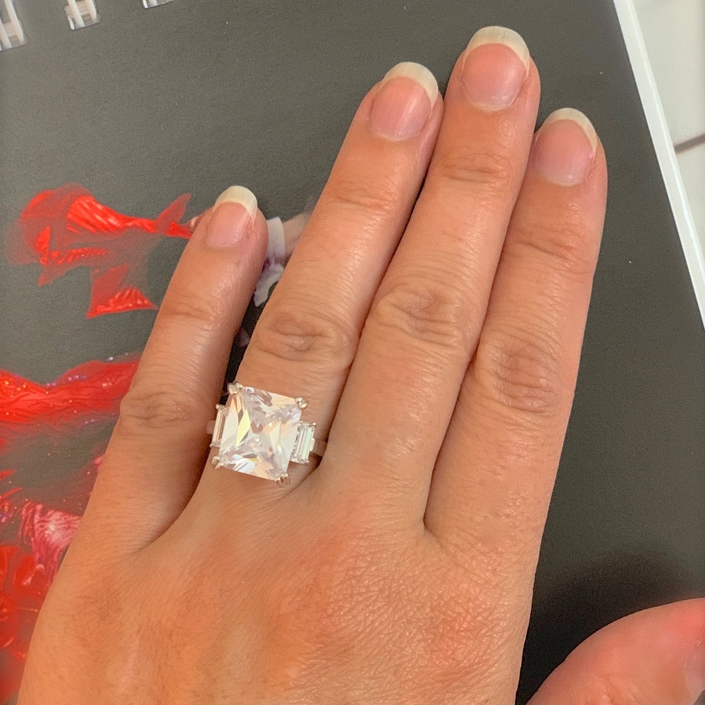 NWT CZ Engagement Ring Size 7 18K white gold plated